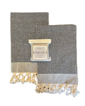 Load image into Gallery viewer, Gift Set 3: 2 Hand Towels, 1 Soap
